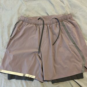 Lululemon Men’s shorts size M